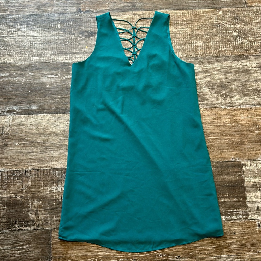 Lily Rain sleeveless dress size M
